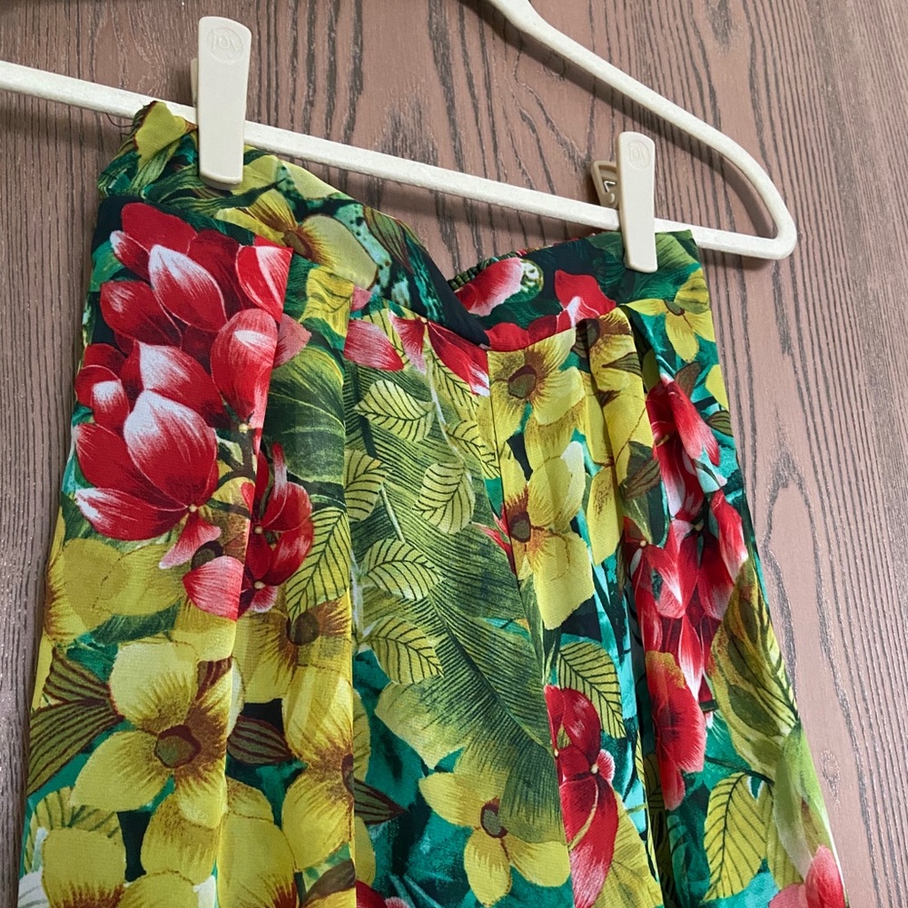 Boho Floral High-Waisted Pants - Picture 4 of 12